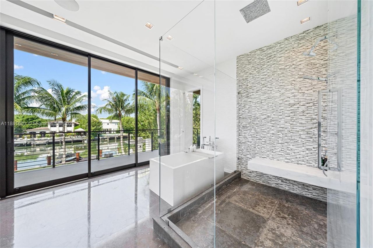 4510 Prairie Ave, Miami Beach, FL 33140 Photo