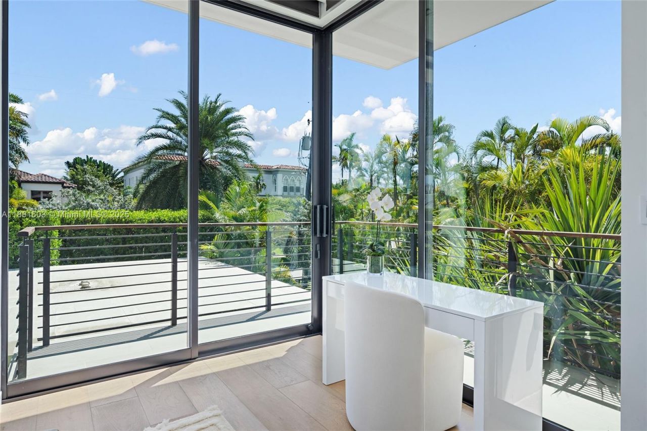 4510 Prairie Ave, Miami Beach, FL 33140 Photo