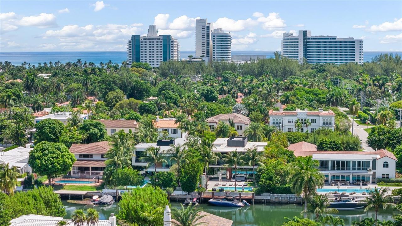 4510 Prairie Ave, Miami Beach, FL 33140 Photo