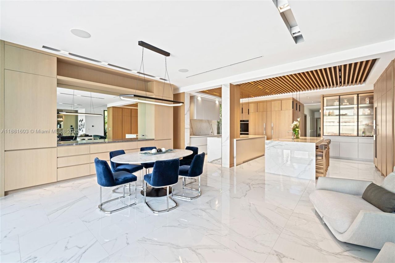 4510 Prairie Ave, Miami Beach, FL 33140 Photo