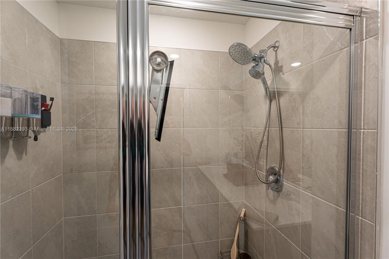 6172 NW Sweetwood Dr, Port Saint Lucie, FL 34987 Photo