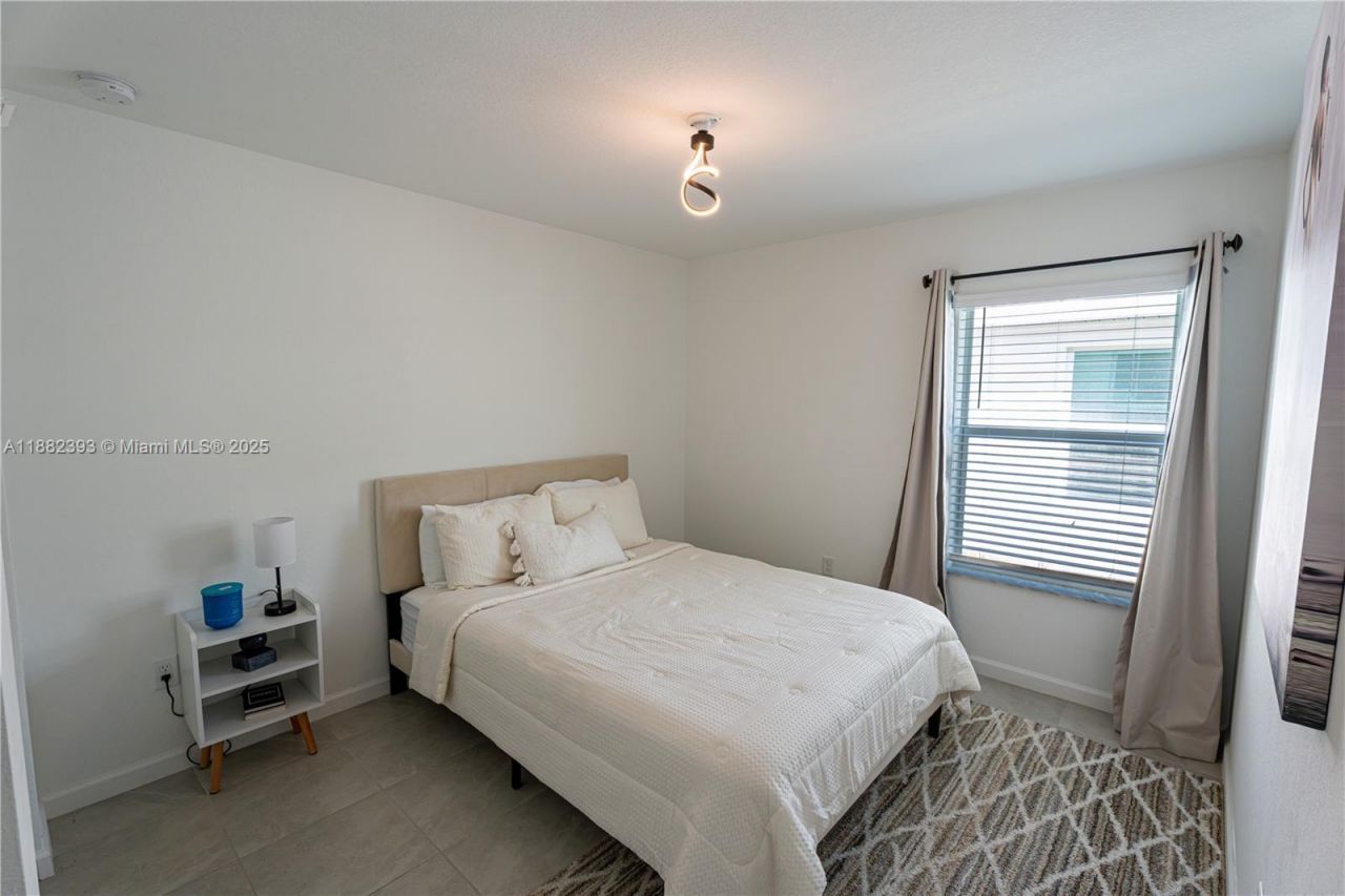 6172 NW Sweetwood Dr, Port Saint Lucie, FL 34987 Photo