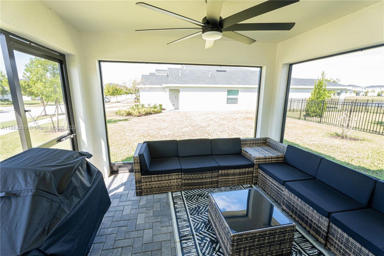 6172 NW Sweetwood Dr, Port Saint Lucie, FL 34987 Photo