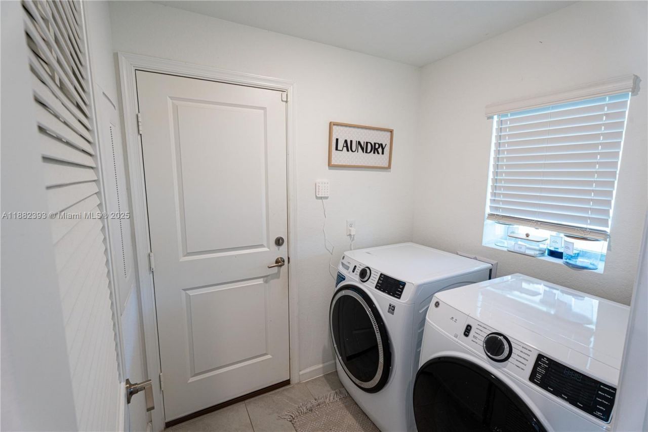 6172 NW Sweetwood Dr, Port Saint Lucie, FL 34987 Photo