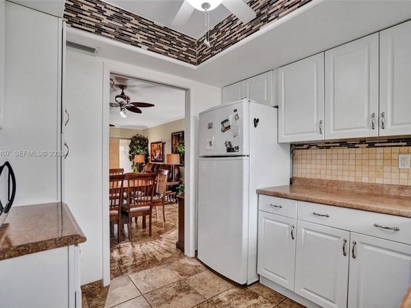 2921 W Crosley Dr W, Unit E, West Palm Beach, FL 33415