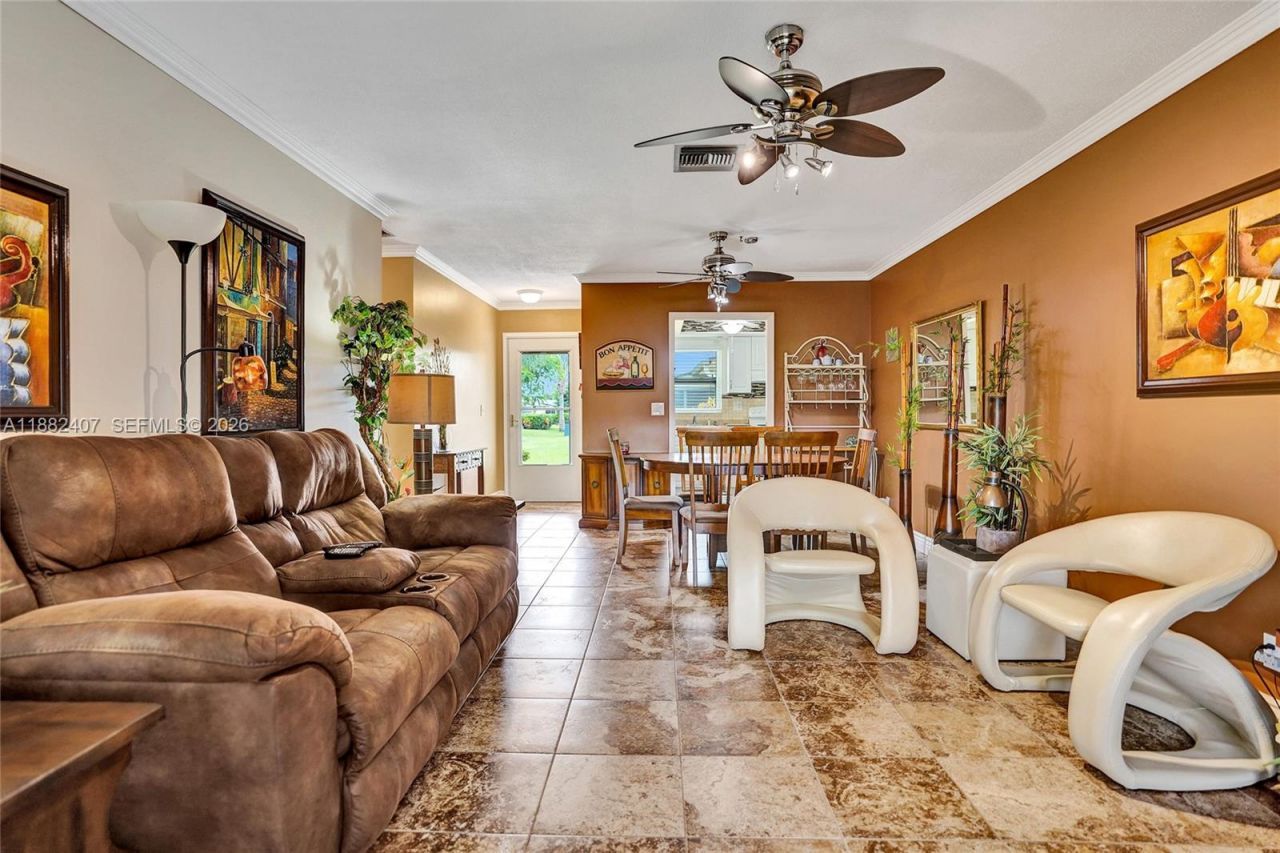 2921 W Crosley Dr W, Unit E, West Palm Beach, FL 33415 Photo