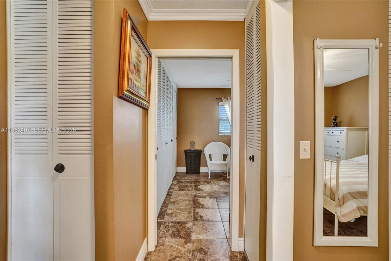 2921 W Crosley Dr W, Unit E, West Palm Beach, FL 33415 Photo