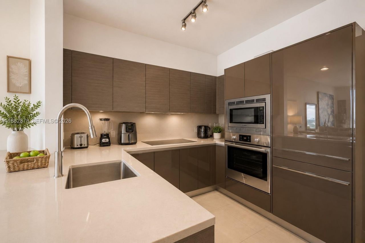 1080 Brickell Ave, Unit 2503, Miami, FL 33131 Photo