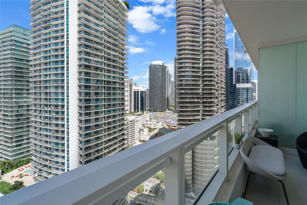 1080 Brickell Ave, Unit 2503, Miami, FL 33131 Photo