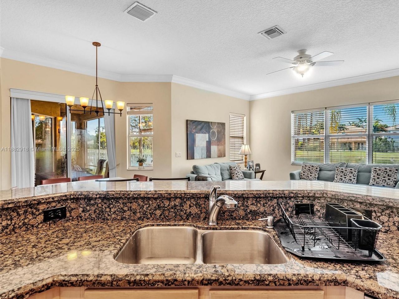 19222 Crystal St, Weston, FL 33332 Photo