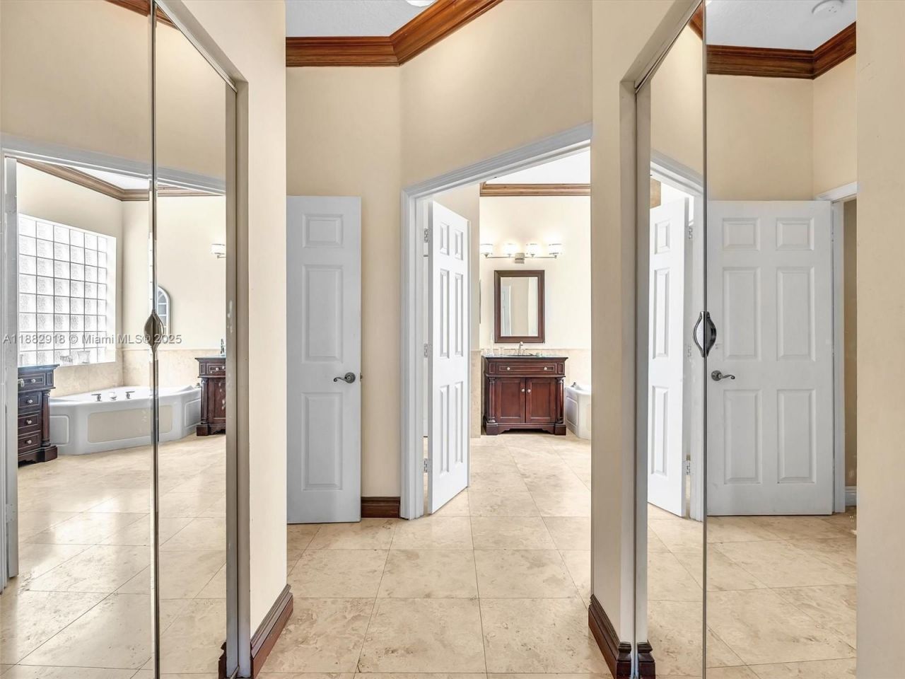 19222 Crystal St, Weston, FL 33332 Photo