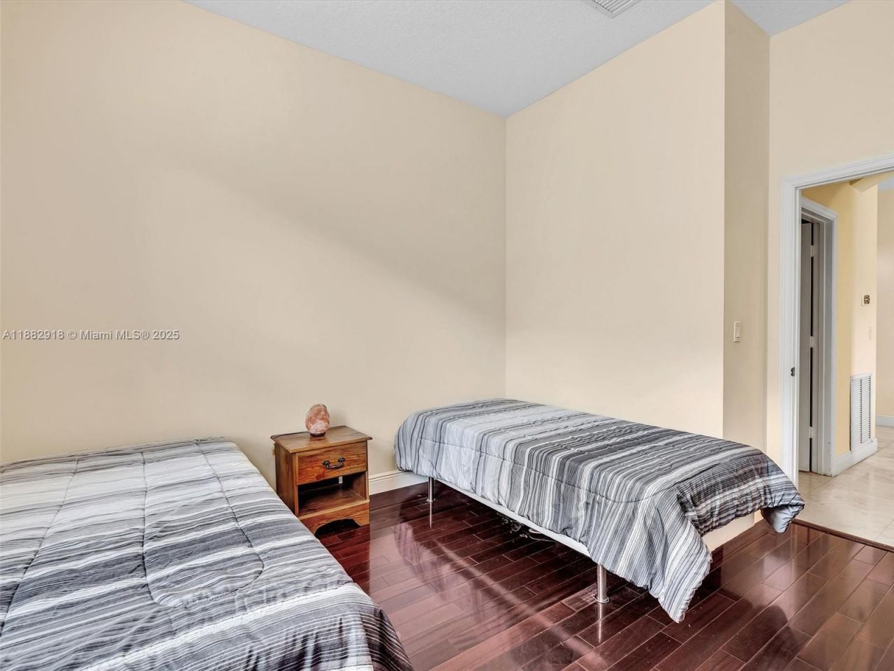 19222 Crystal St, Weston, FL 33332 Photo