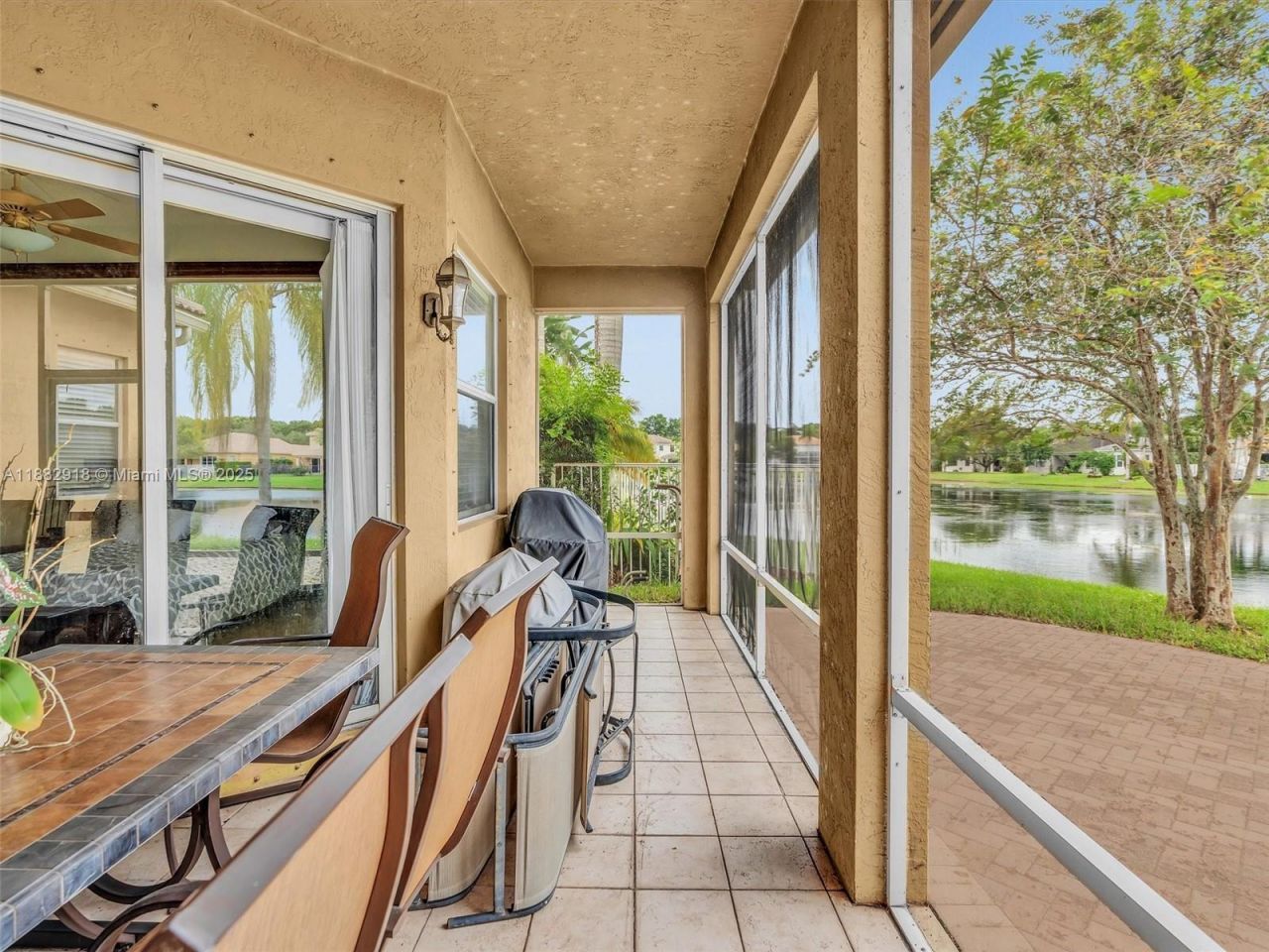 19222 Crystal St, Weston, FL 33332 Photo