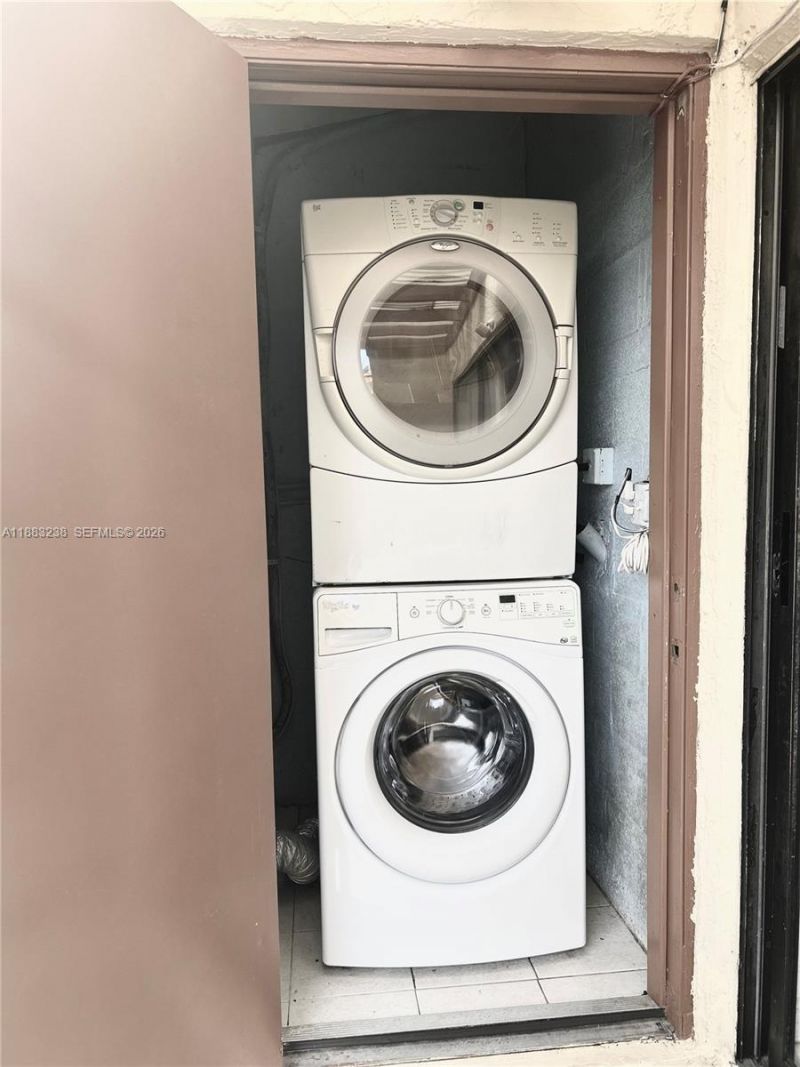 4056 Sierra Ter, Unit 4056, Sunrise, FL 33351 Photo