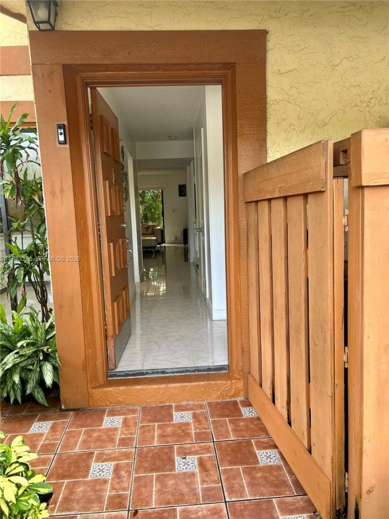 4056 Sierra Ter, Unit 4056, Sunrise, FL 33351 Photo