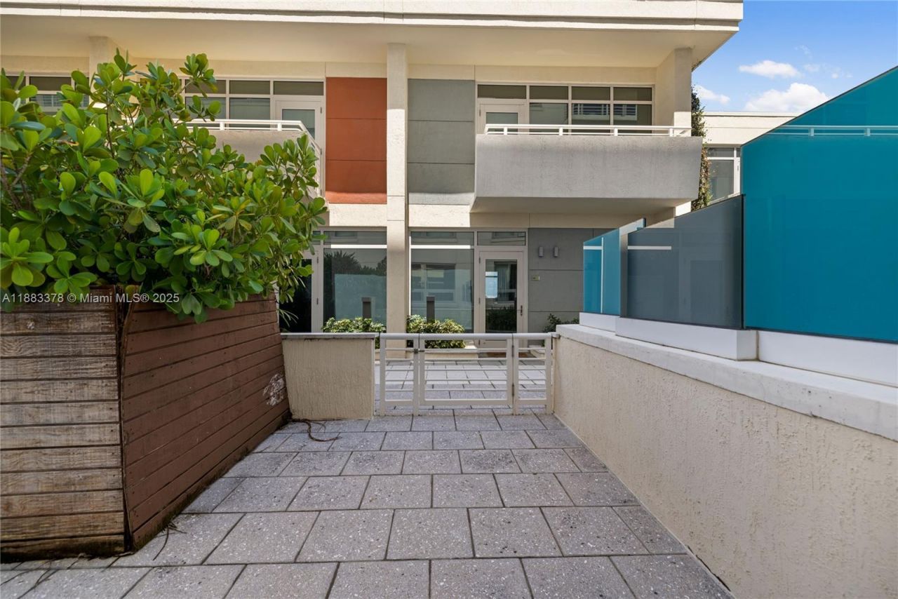 3250 NE 1st Ave, Unit 515, Miami, FL 33137 Photo