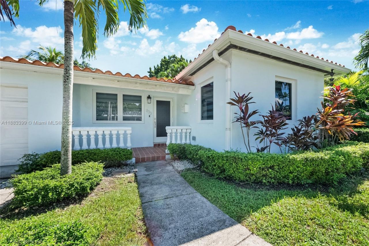 833 Tangier St, Coral Gables, FL 33134 Photo