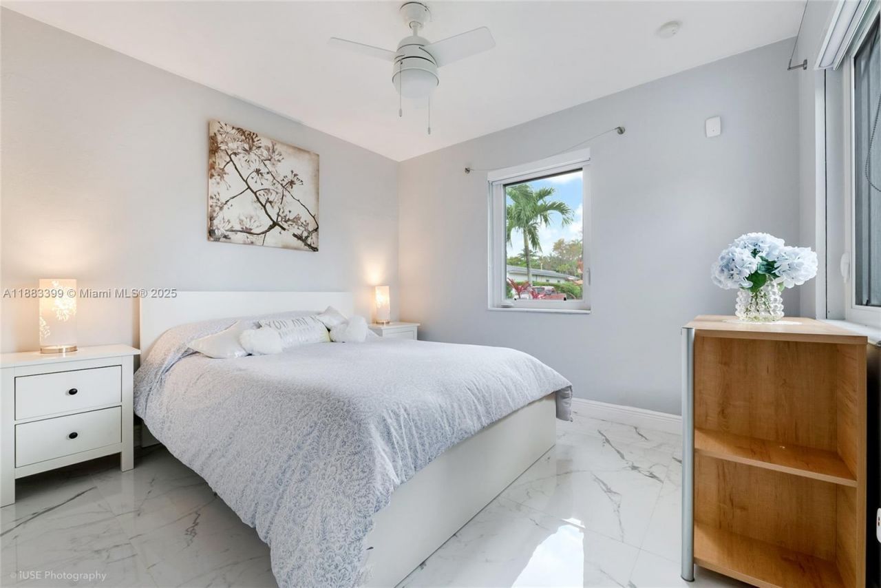 833 Tangier St, Coral Gables, FL 33134 Photo