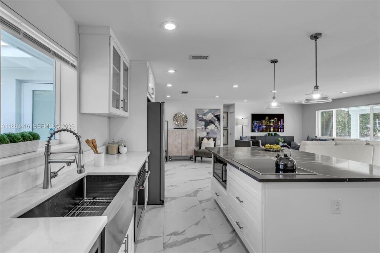 465 NW 11th St, Boca Raton, FL 33432 Photo