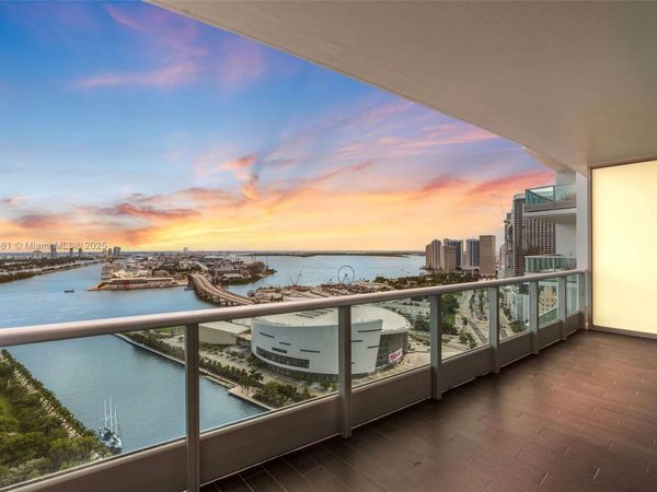 900 Biscayne Blvd, Unit 3502, Miami, FL 33132
