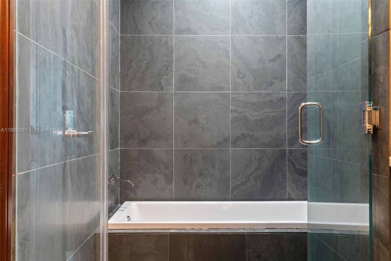 900 Biscayne Blvd, Unit 3502, Miami, FL 33132 Photo