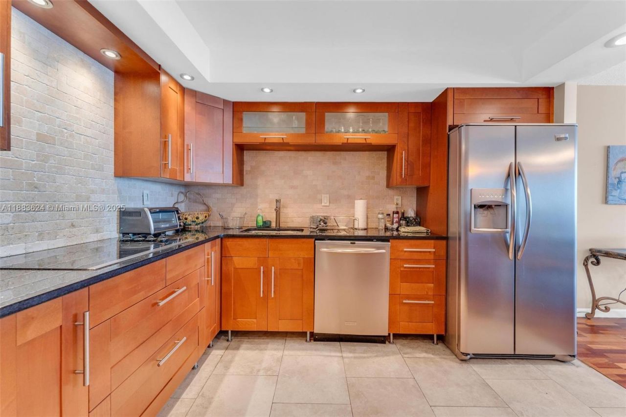 18021 Biscayne Blvd, Unit 1503, Aventura, FL 33160 Photo