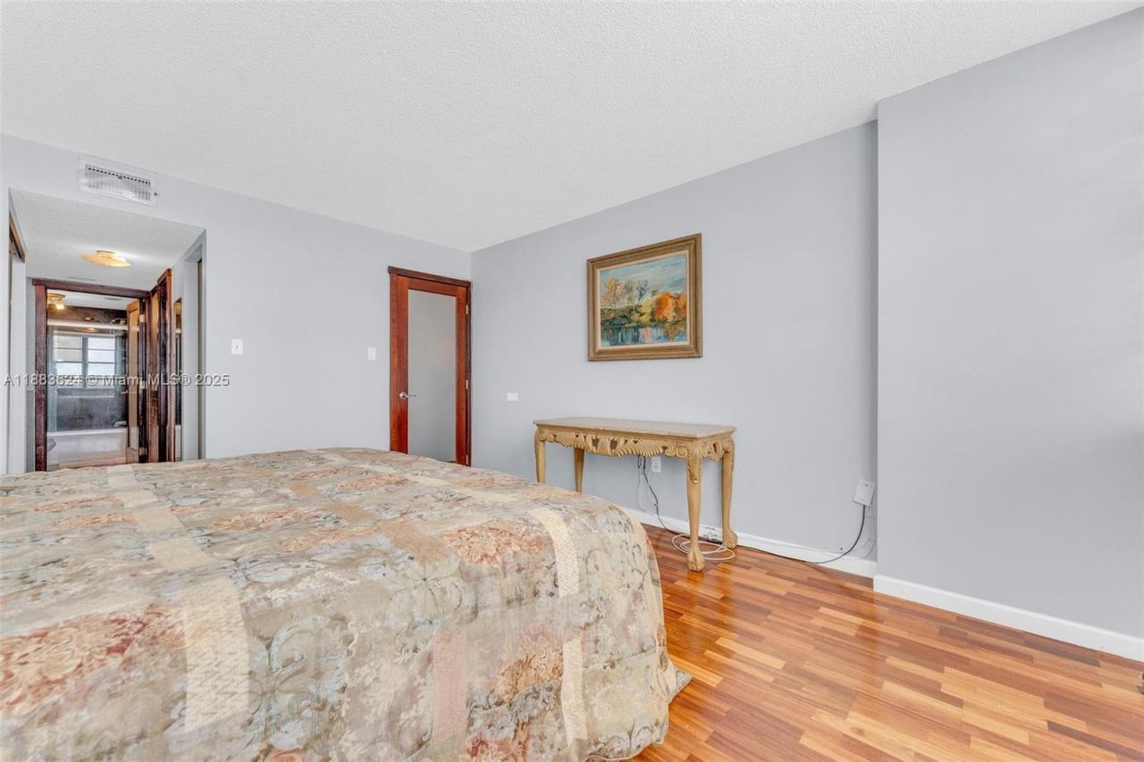 18021 Biscayne Blvd, Unit 1503, Aventura, FL 33160 Photo