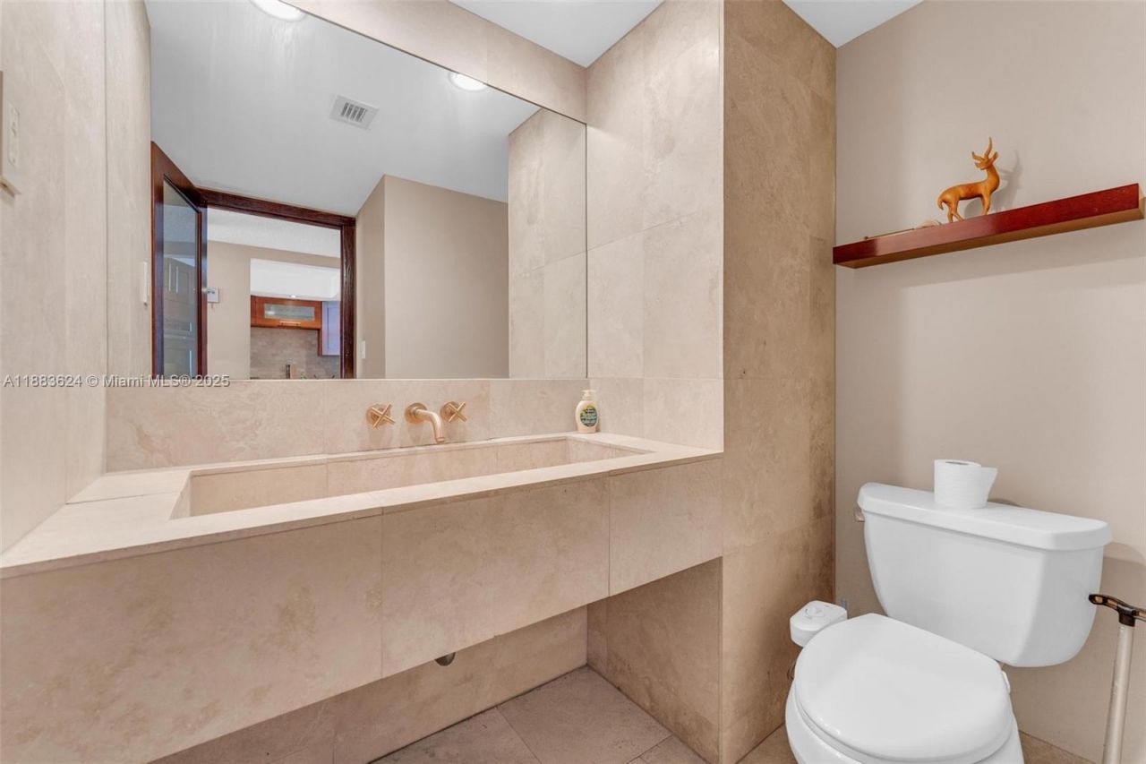 18021 Biscayne Blvd, Unit 1503, Aventura, FL 33160 Photo