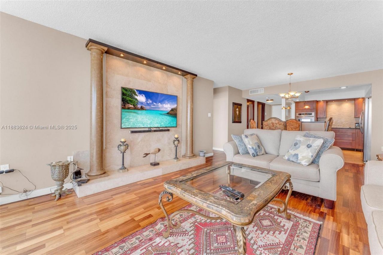 18021 Biscayne Blvd, Unit 1503, Aventura, FL 33160 Photo