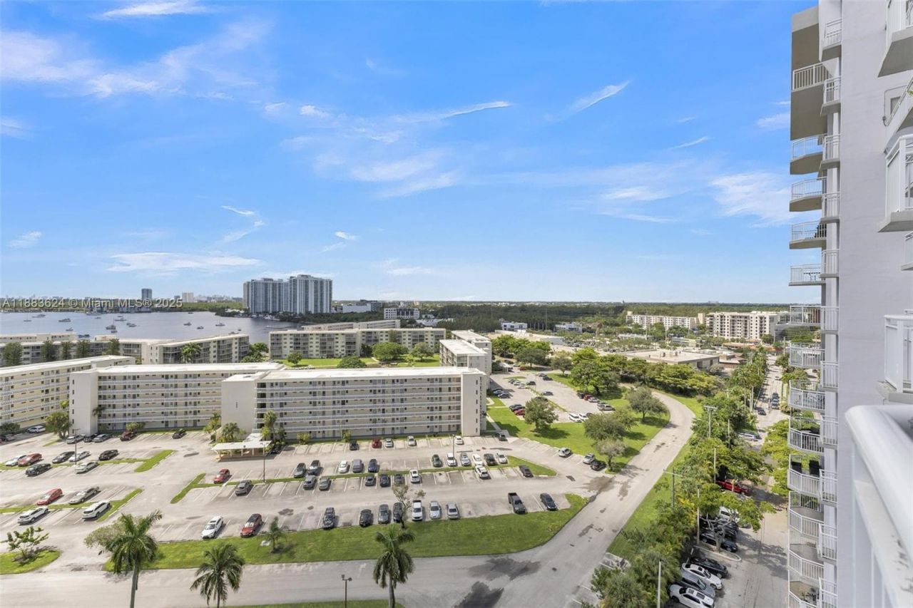 18021 Biscayne Blvd, Unit 1503, Aventura, FL 33160 Photo