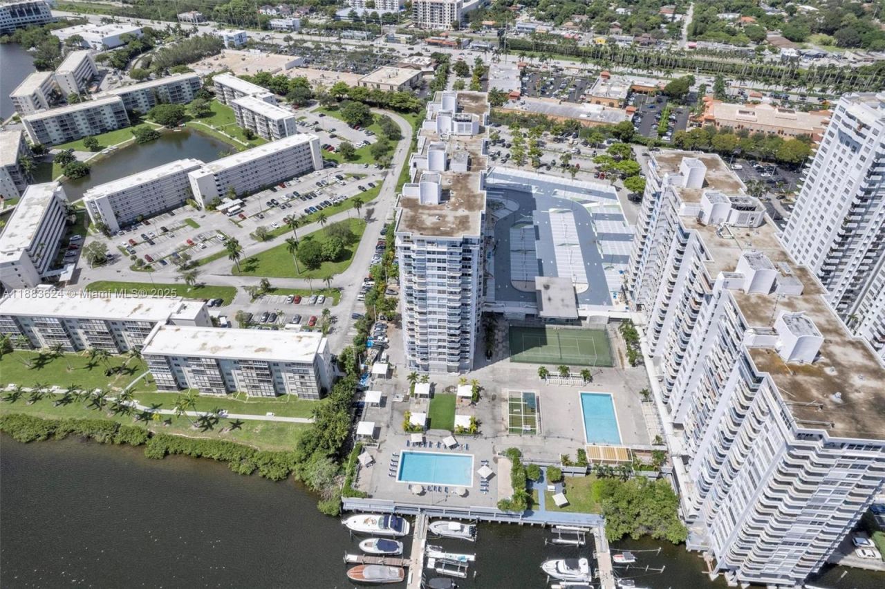 18021 Biscayne Blvd, Unit 1503, Aventura, FL 33160 Photo