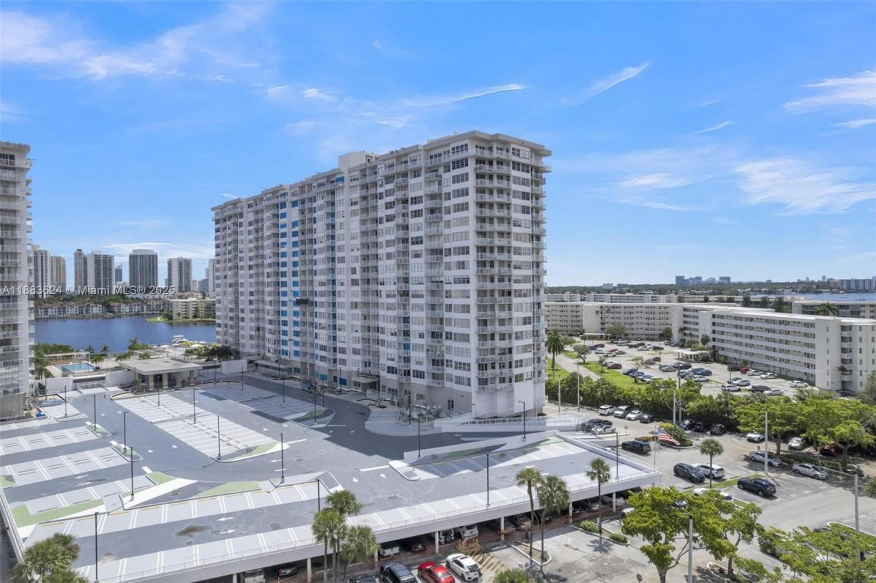 18021 Biscayne Blvd, Unit 1503, Aventura, FL 33160 Photo