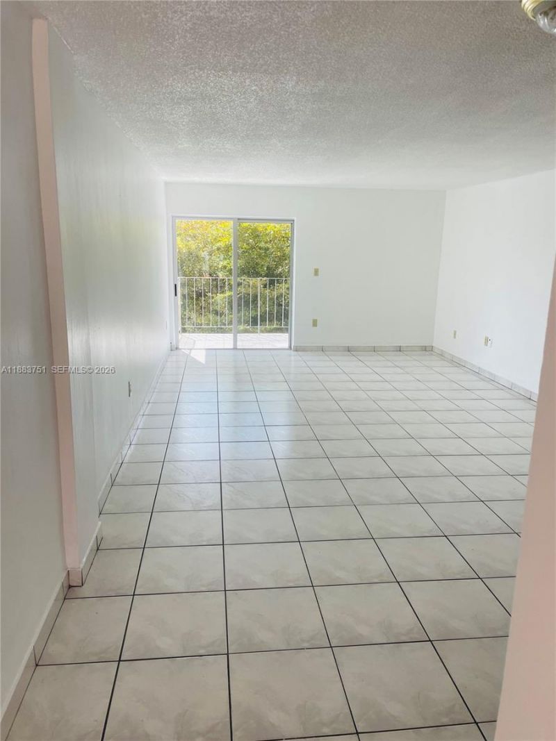 1810 W 56th St, Unit 3315, Hialeah, FL 33012 Photo