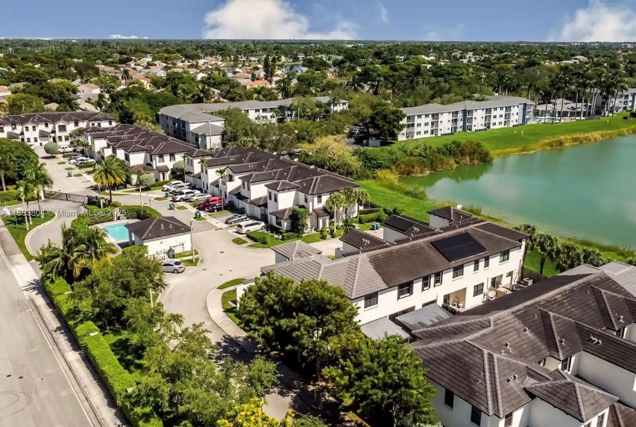 22509 SW 102nd Ave, Miami, FL 33190 Photo