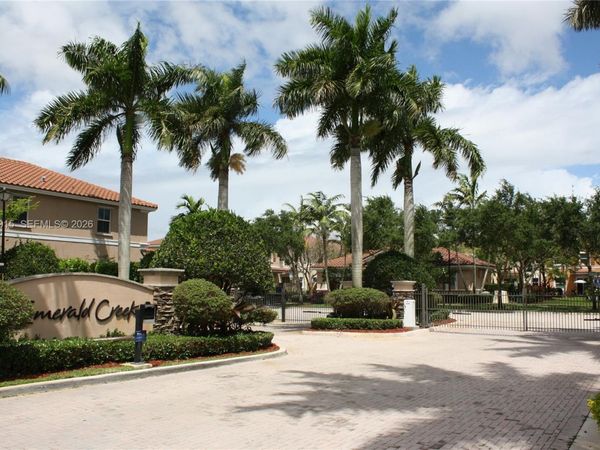 12434 Emerald Creek Mnr, Plantation, FL 33325