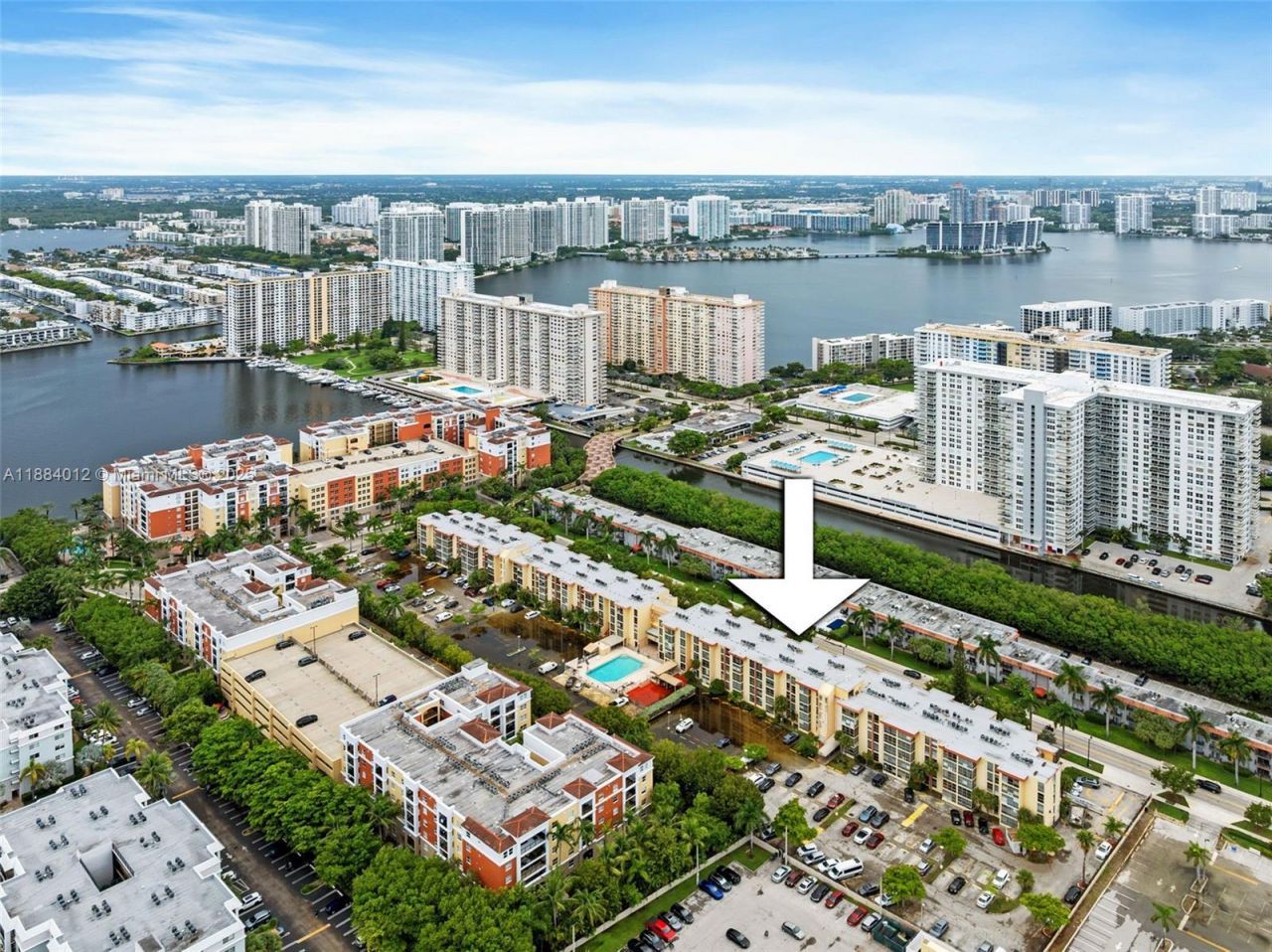 200 172nd St, Unit 108, Sunny Isles Beach, FL 33160 Photo