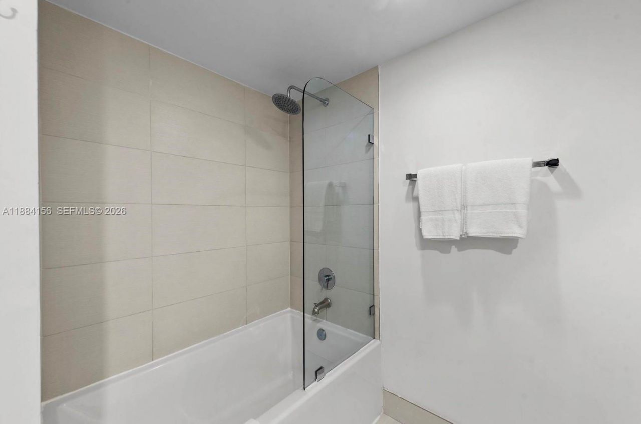 Please Call For Address, Unit R705, Hallandale Beach, FL 33009 Photo