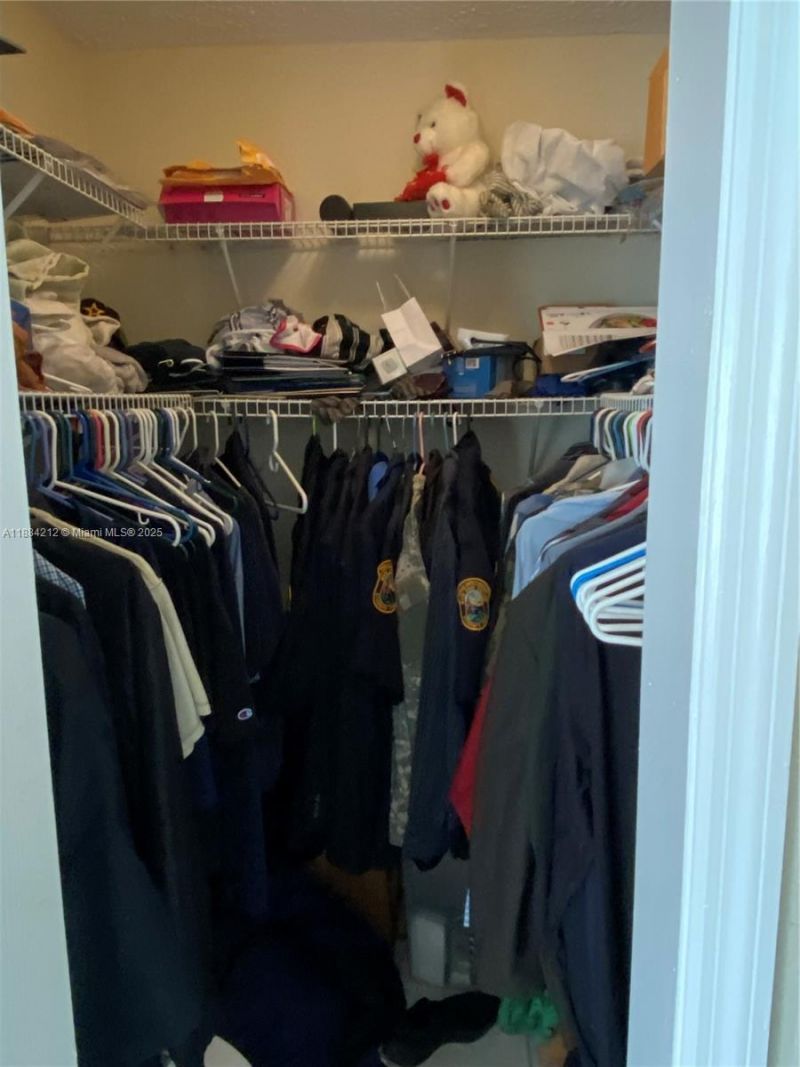 1090 NE 129th St, Unit 205, North Miami, FL 33161 Photo