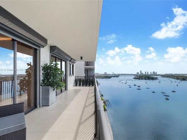 1000 Venetian Way, Unit 1902, Miami, FL 33139