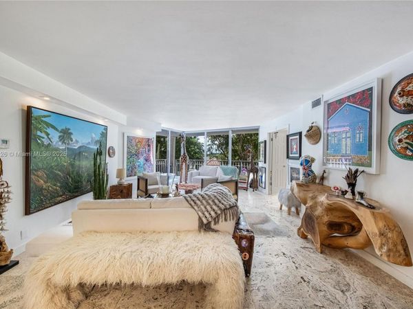 2000 Towerside Ter, Unit 510, Miami, FL 33138