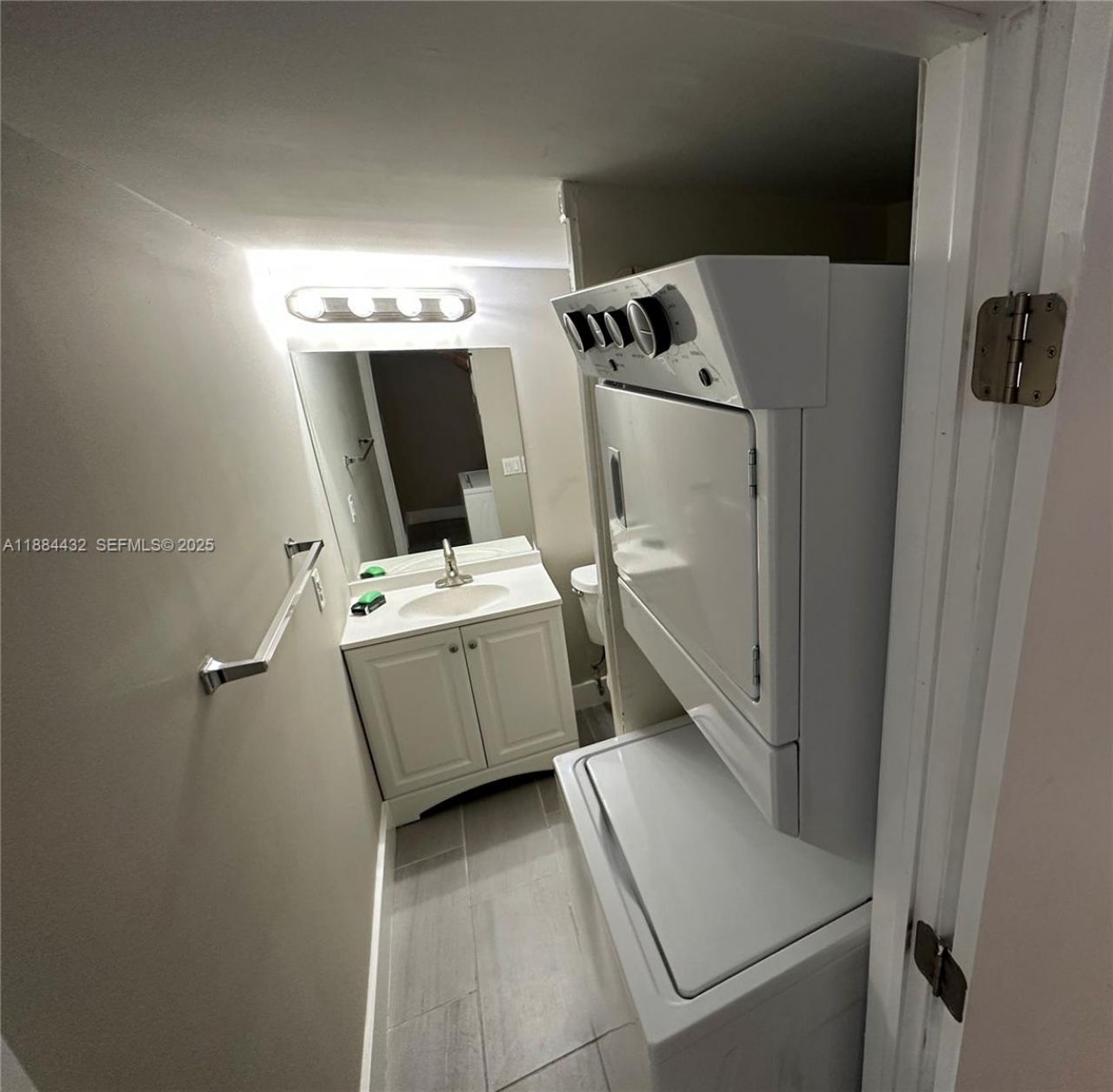 250 NW 107th Ave, Unit 202, Miami, FL 33172 Photo