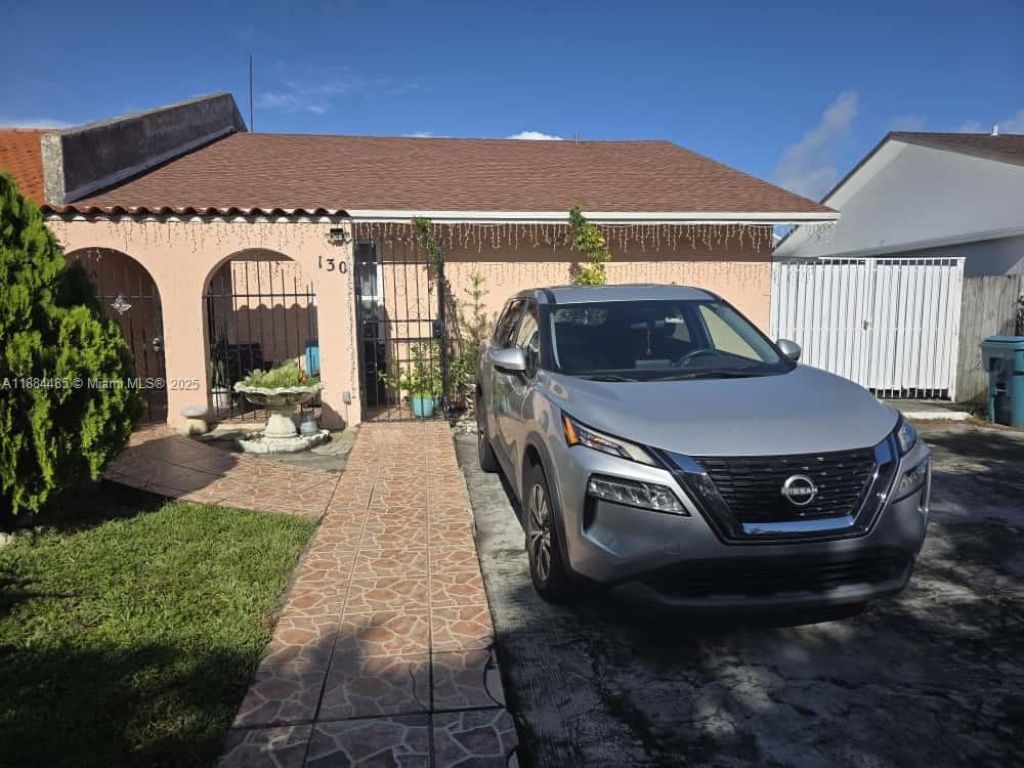 130 SW 115th Ave, Sweetwater, FL 33174 Photo