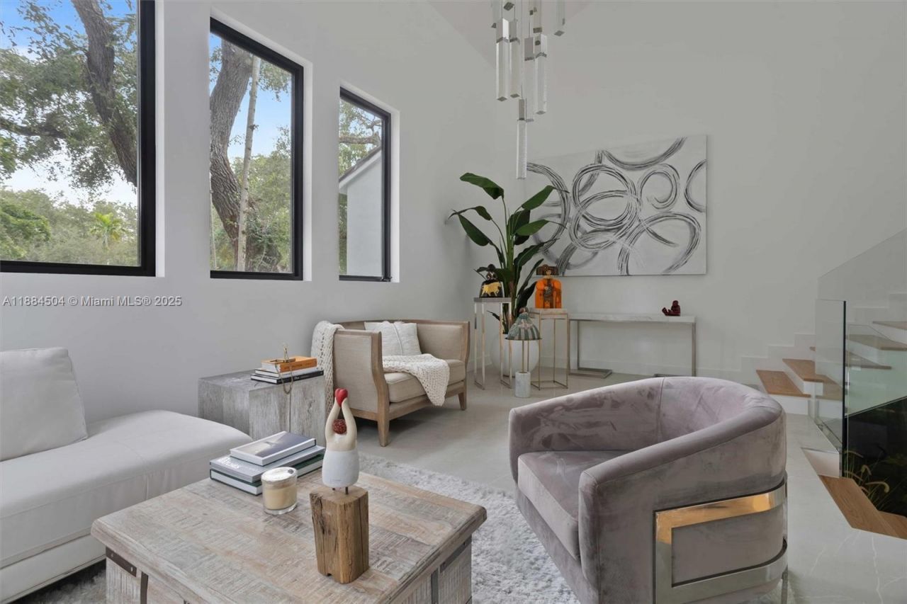 6510 Castaneda St, Coral Gables, FL 33146 Photo