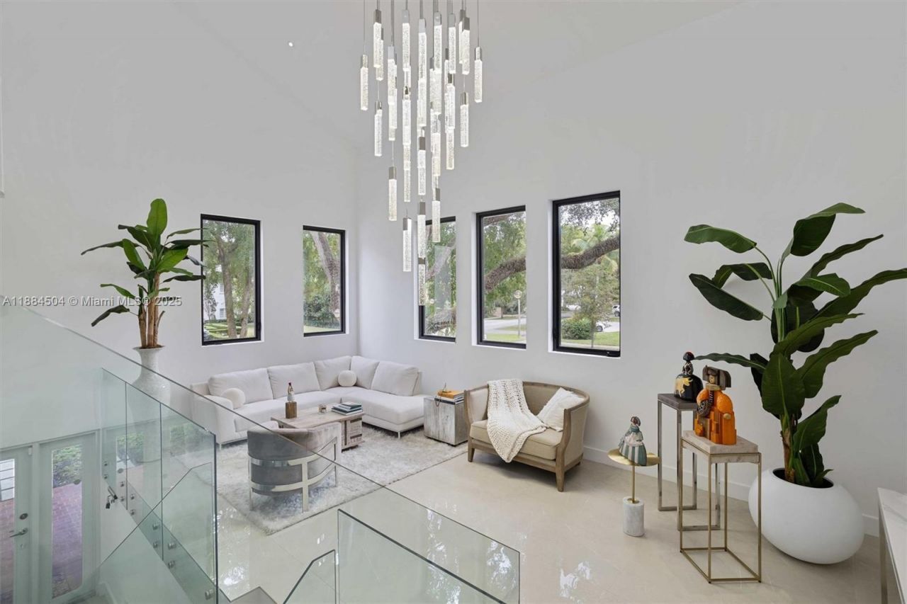 6510 Castaneda St, Coral Gables, FL 33146 Photo