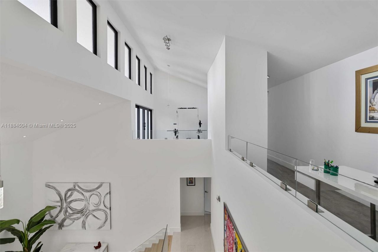 6510 Castaneda St, Coral Gables, FL 33146 Photo