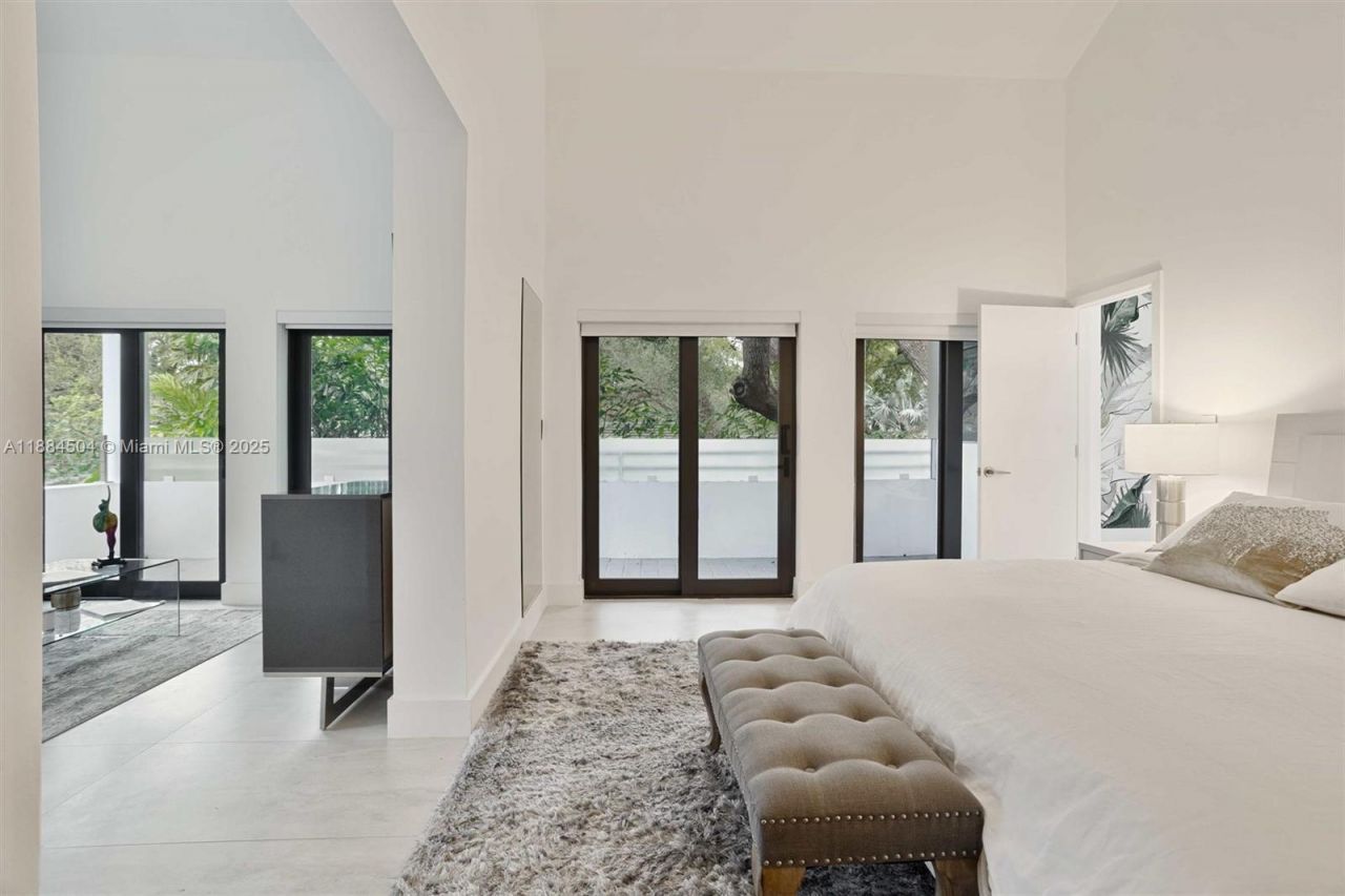 6510 Castaneda St, Coral Gables, FL 33146 Photo