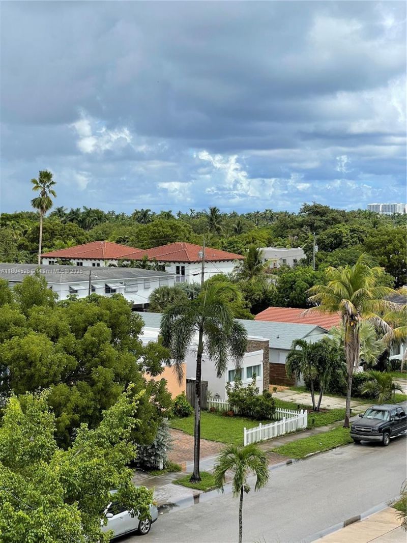 1750 Jefferson St, Unit 502, Hollywood, FL 33020 Photo