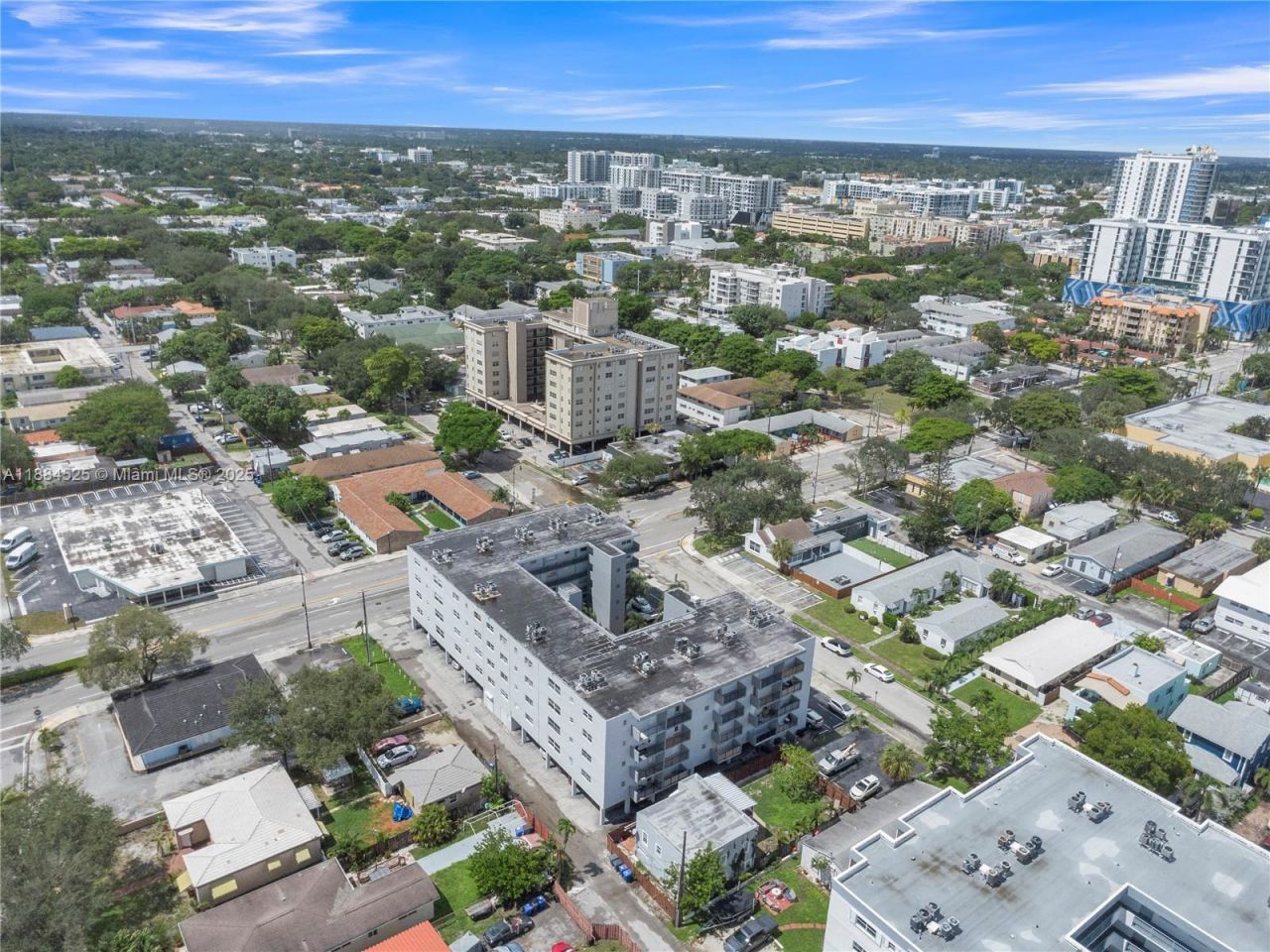 1750 Jefferson St, Unit 502, Hollywood, FL 33020 Photo