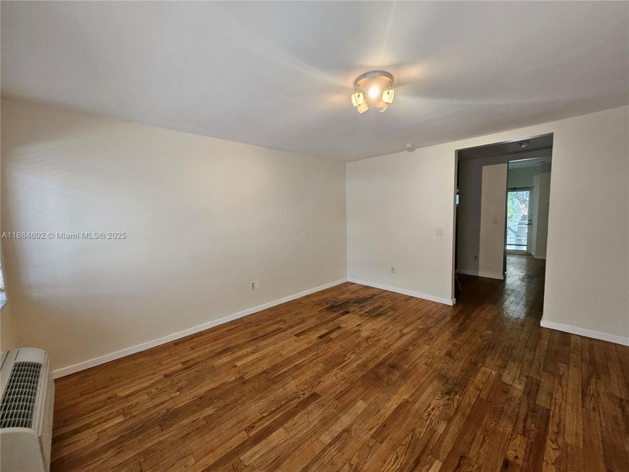 745 13th St, Unit 16, Miami Beach, FL 33139 Photo