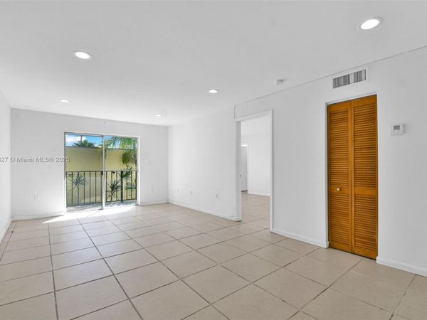618 Euclid Ave, Unit 303, Miami Beach, FL 33139